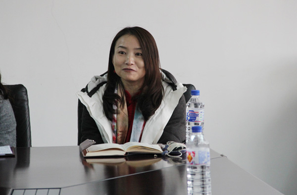 王海云.jpg 王海云.jpg